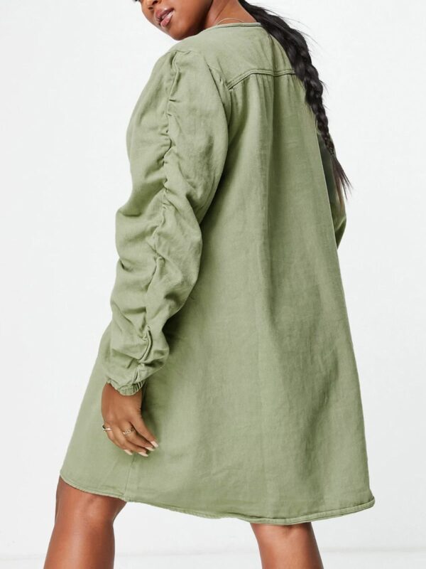 KL.322 - Vaaleanvihreä mekko "Missguided" - Image 2