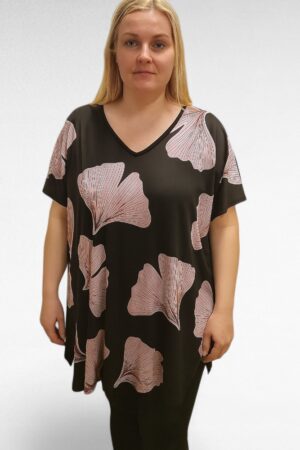 TU.665-Musta tunika kukkakuviolla "Esmira Fashion"