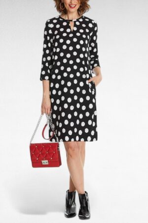 KL.678-Pilkullinen mekko "Aune"