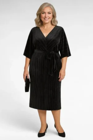 KL.323- Musta samettimekko "Ellos"