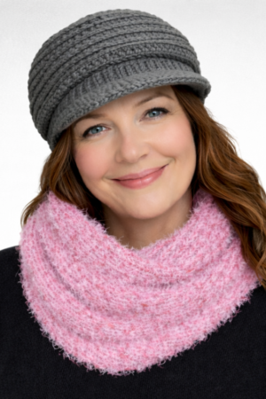 MU.127-Harmaa joustava  lippalakki vuorilla