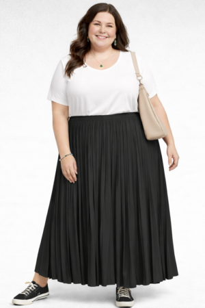 SE.503- Musta tai valkoinen  laskostettu hame "Yours"